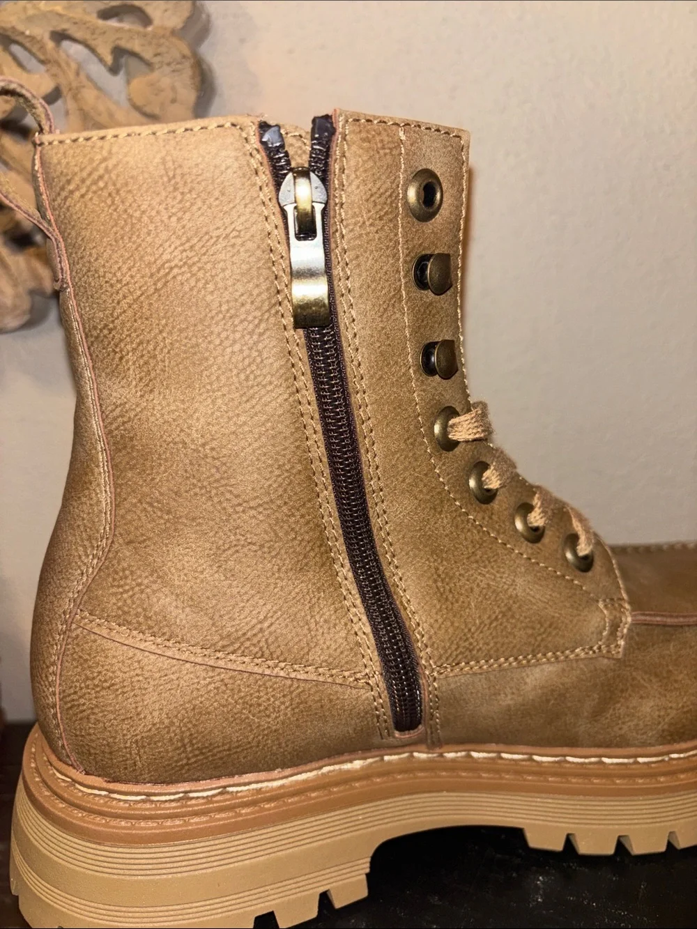 Madden NYC Men's Tan Lace-Up Lug Boot